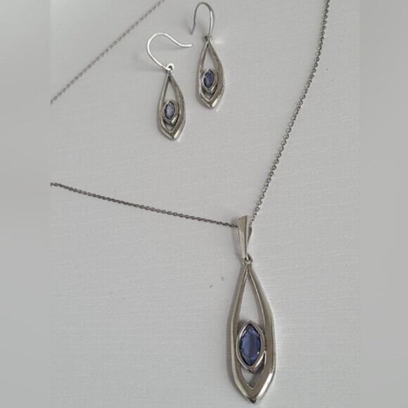 Vintage Tocara Montreal Sterling Silver Blue Crystal Drop Earrings Necklace - Picture 13 of 13